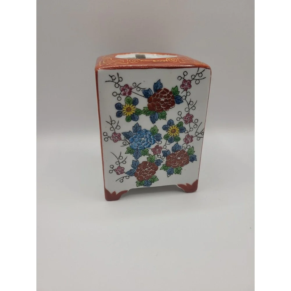 Antique‎ Chinese Porcelain Container